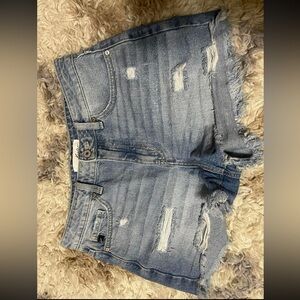 KanCan Jean Shorts sz. M